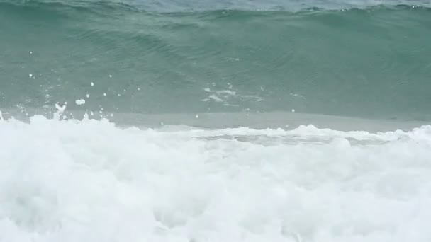 Zpomalené vlny moře — Stock video