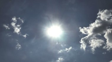 Gökyüzü bulutlar zaman atlamalı