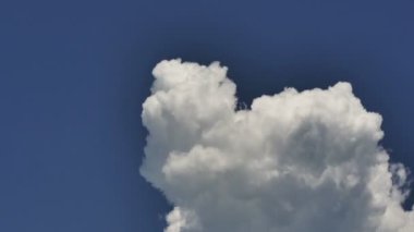 Gökyüzü bulutlar zaman atlamalı