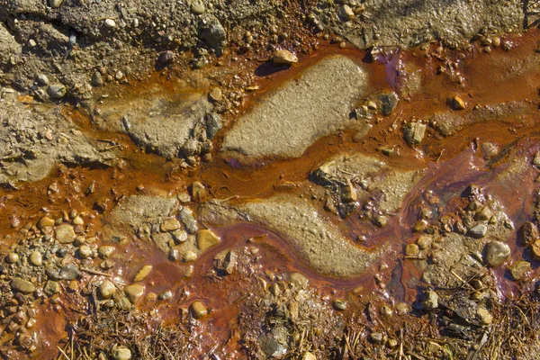 Belle surface de terre boueuse, sable et eau — Photo