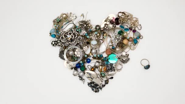 Διάφορα Κοσμήματα Σχήμα Καρδιάς Animation Time Lapse — Αρχείο Βίντεο