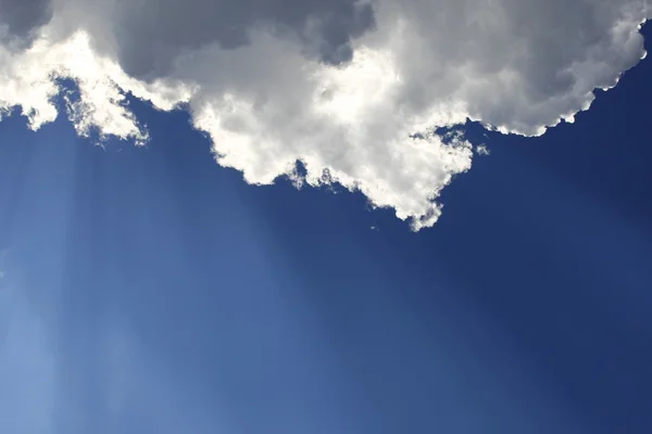 AYS güneş Bulutların arasından tatili — Stok fotoğraf