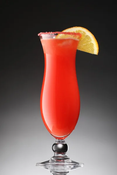 Colorful cocktail garnished slice of orange — Stock Photo, Image