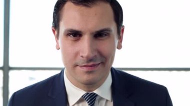 Bu iş proje daha yakından göz önünde bulundurun