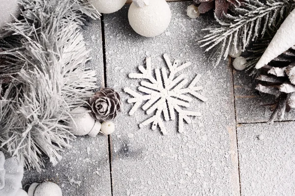 Noel Snowy arka plan ile bir kar tanesi Pastel renklerde