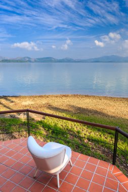 Güzel deniz manzaralı balkon tropikal Adası'nda