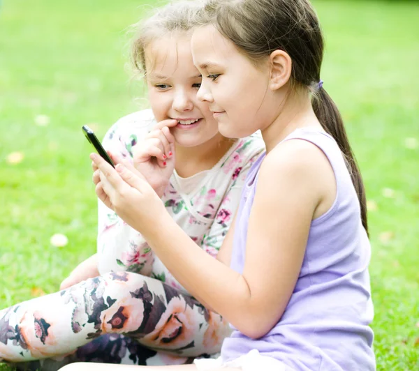 Girls having fun taking selfie — Stock Photo, Image