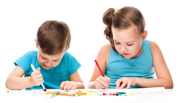 Cute children is drawing on white paper — Stock Photo, Image