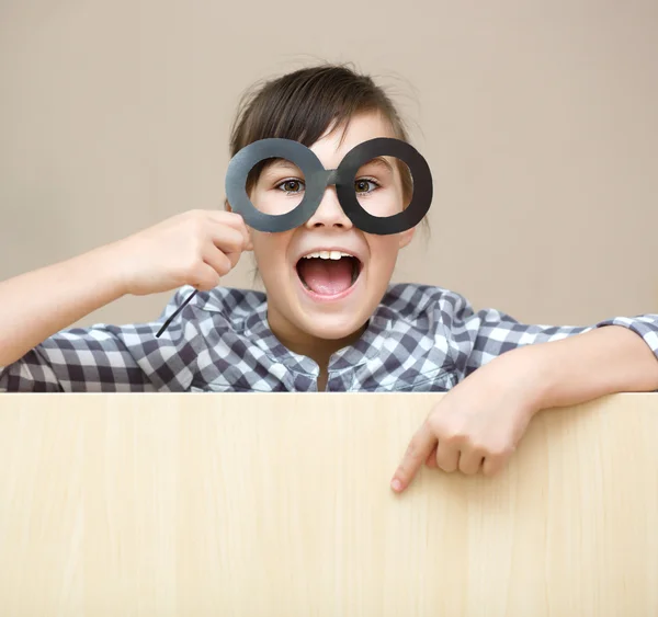 Funny girl with fake glasses — Stock Photo, Image