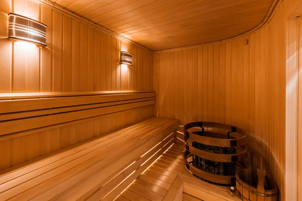 Interior da sauna finlandesa, sauna clássica de madeira — Fotografia de Stock