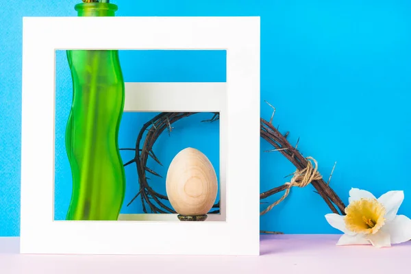 Still Life Green Vase Egg Crown Thorns White Frame Blue — Stock Photo, Image