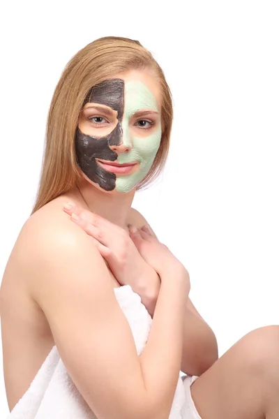 Mladá krásná žena, obličejové masáže a lázeňské léčbě — Stock fotografie
