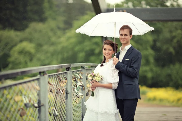 Portrait of young man and woman retro wedding — Stock Photo, Image