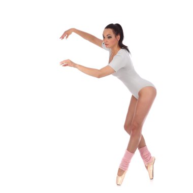 Güzel makyaj ile bir balerin gibi giyinmiş kız dansçı