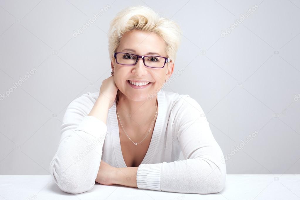 Portrait of woman in eyeglasses.