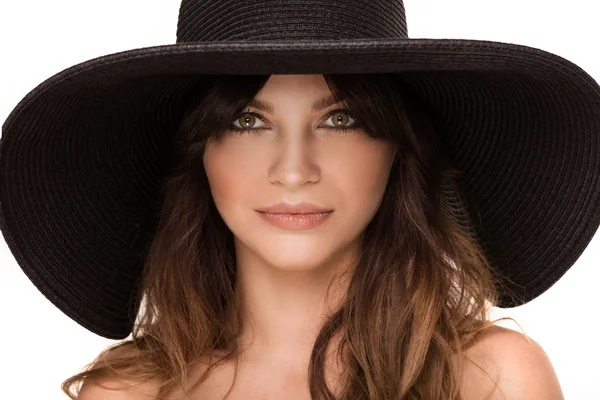 Ritratto di giovane donna in cappello . — Foto Stock