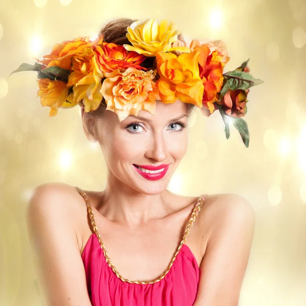 Herbstfoto einer jungen Frau — Stockfoto
