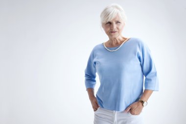 Zarif kadın kıdemli Güzellik Portresi.