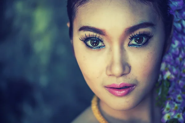 Ancient Thai Woman In Traditional Costume Of Thailand — Stock Photo, Image