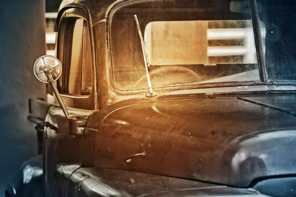 Vintage old truck — Stock Photo, Image