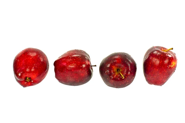 Pomme rouge fraîche sur fond blanc — Photo