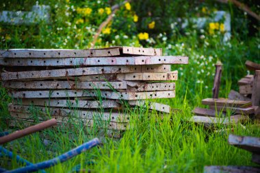 Hurda dispo için bekleyen bina inşaatları arttı