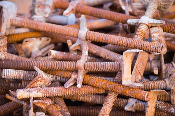 eski paslı eski metal veya barlarda inşaat yapı 