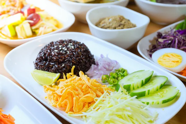 Vegetables salad, food for health — Stock Photo, Image