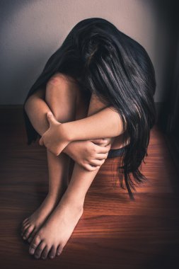 Küçük kız, Asyalı kız.