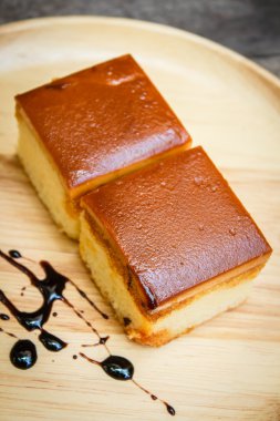 Karamelli muhallebi pasta.