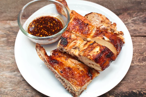 Grilled chicken on plate. — Stock Photo, Image
