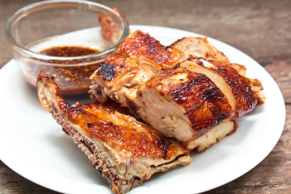 Grilled chicken on plate. — Stock Photo, Image