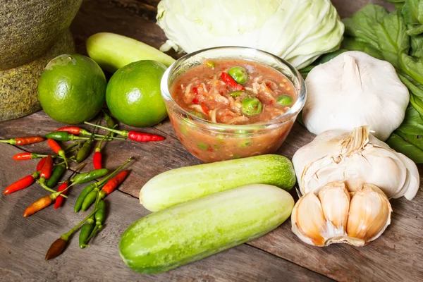 Sås räkor pasta och chili, thai mat. — Stockfoto