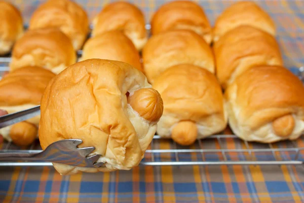 Brot mit Wurst. — Stockfoto