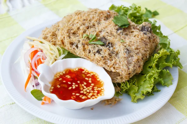 Crispy catfish spicy salad. — Stock Photo, Image