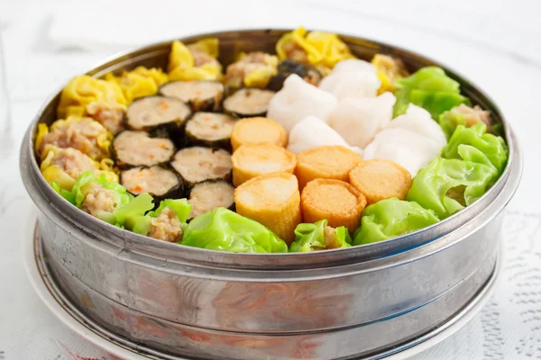Chinese food appetizer, mixed dim sum. — Stock Photo, Image