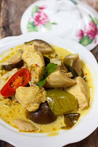 Green Chicken Curry, Cozinha tailandesa . — Fotografia de Stock