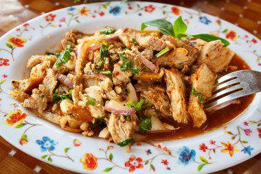 Baharatlı domuz eti salata, Tayland gıda.