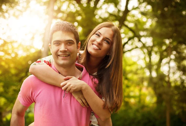 Pareja Disfrutando de la mañana — Foto de Stock