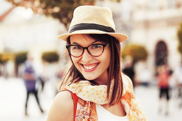 Retrato de mujer joven — Foto de Stock