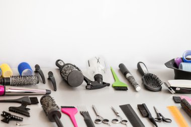 Profesyonel kuaför araçları.