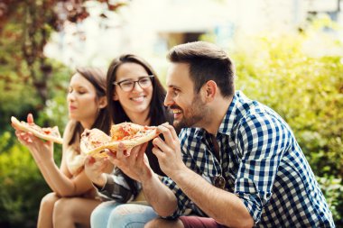 Arkadaşlar dışında zevk