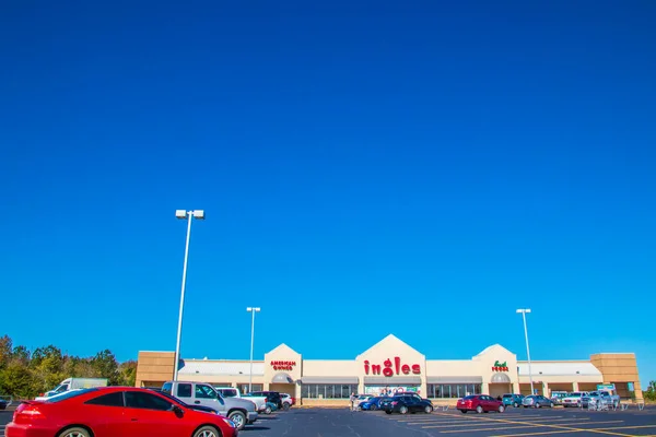 Wrens Estados Unidos Vista Del Estacionamiento Del Supermercado Edificio Tienda — Foto de Stock