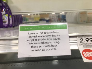 Temizlik malzemeleri bölümündeki marketin borsa levhası bitti.