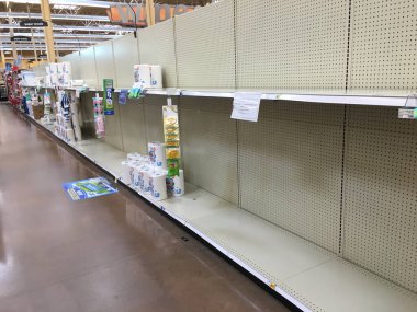 Augusta, Ga USA 125: Kroger market içi tuvalet kağıdı rafları