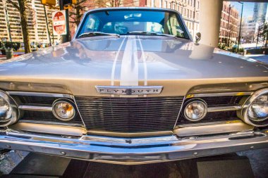 Atlanta, Ga USA 03 07: 20: Ön görüntüde eski Plymouth arabası