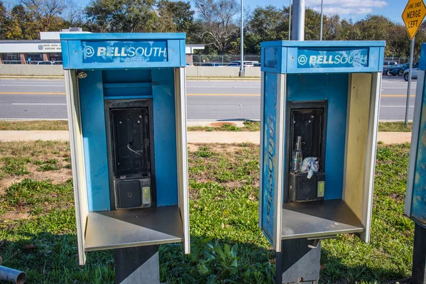 Hephzibah Usa Una Fila Vecchie Cabine Telefoniche Con Telefono Mancante — Foto Stock