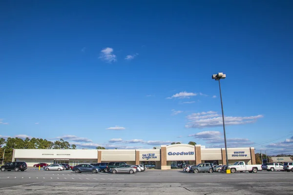 Augusta Usa Goodwill Job Connection Store Distant Building View — Foto Stock