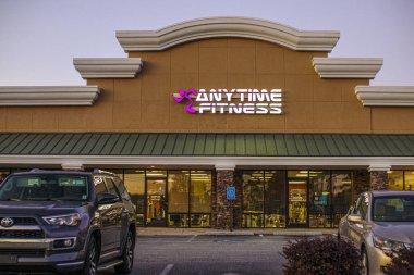 Columbia County, Ga USA - 12.22 20: Fitness konum binası ve imza