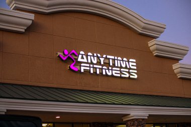 Columbia County, Ga USA - 12.22 20: Fitness konum binası ve kapanış imzası